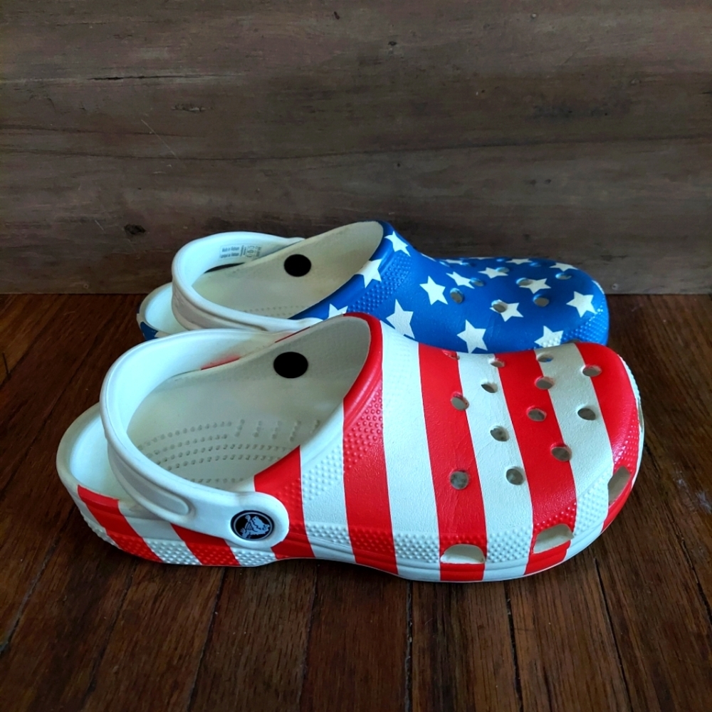 Crocs American Flag Classic Clogs Women's size 7